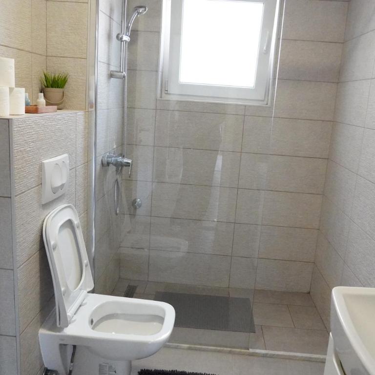 Apartment UpHill - Apartman sa 3 Spavaće Sobe i Balkonom - 8