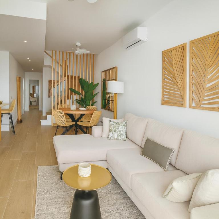 Serena del Mar by LIVVO - Two-Bedroom Villa - 8