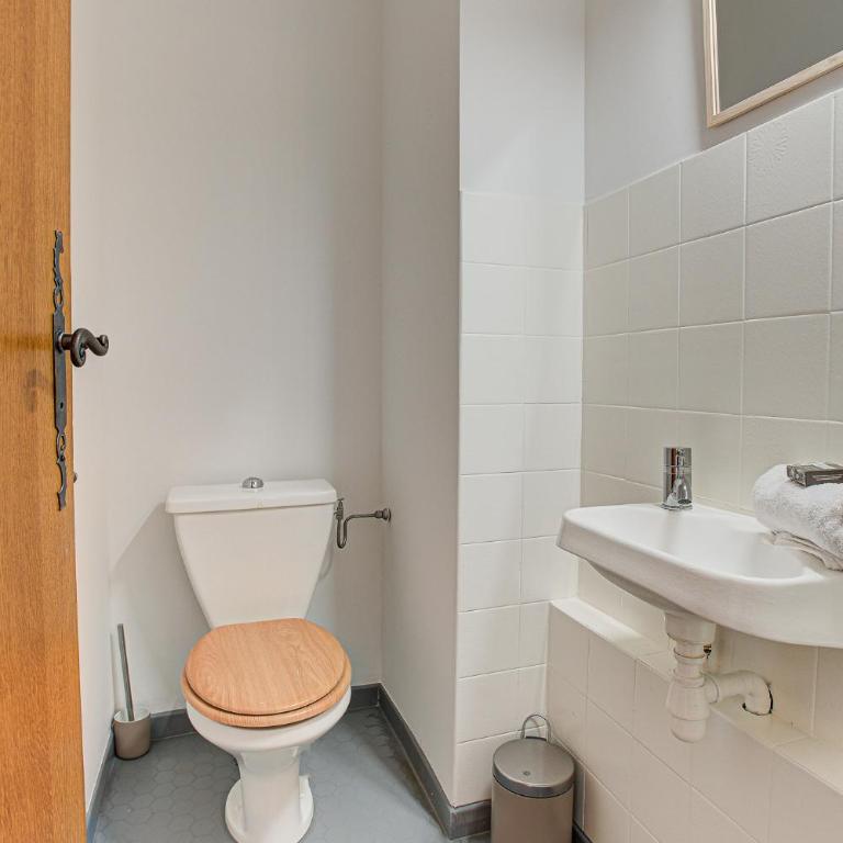 Apartment Mika, Alpes Agency, Slope side location, Central Chamonix, Sleeps 4-6 - Apartamento de 2 dormitorios - 21