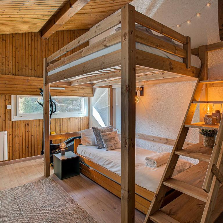 Apartment Mika, Alpes Agency, Slope side location, Central Chamonix, Sleeps 4-6 - Apartamento de 2 dormitorios - 16