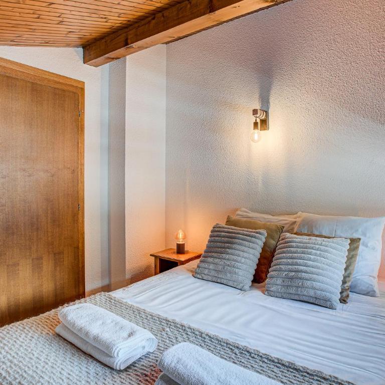 Apartment Mika, Alpes Agency, Slope side location, Central Chamonix, Sleeps 4-6 - Apartamento de 2 dormitorios - 8