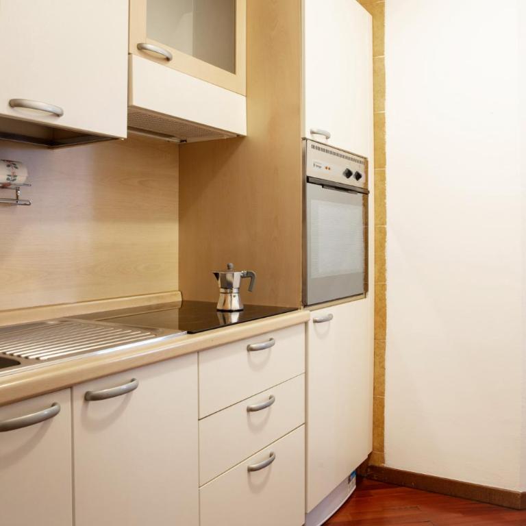 De Homes - La tua casa a Porta Nuova vicino la Metro - Appartamento Monolocale con Balcone - 12