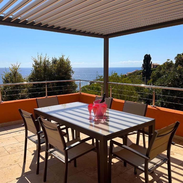 Tolles Ferienhaus für Familien mit Meerblick und Schwimm Spa Strandnah by Riviera Homelife Management - Appartement - Vue sur Mer - 26