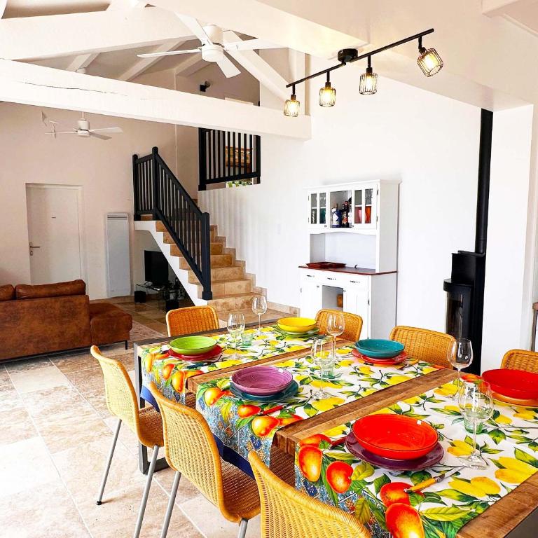 Tolles Ferienhaus für Familien mit Meerblick und Schwimm Spa Strandnah by Riviera Homelife Management - Appartement - Vue sur Mer - 18
