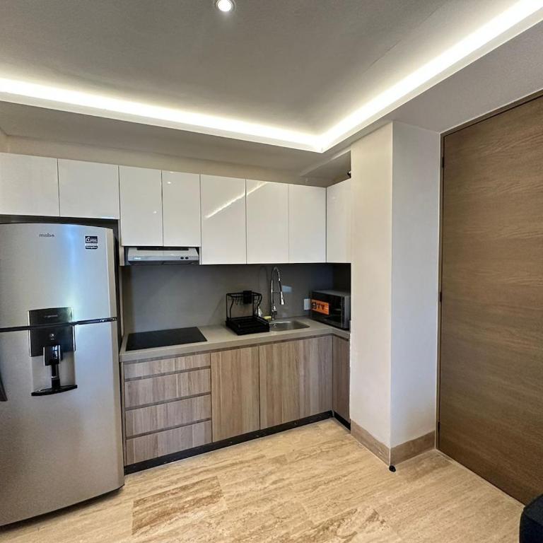 Brand-new Loft with Pool, Near Beach and Nightlife - Apartamento de 1 dormitorio - 57