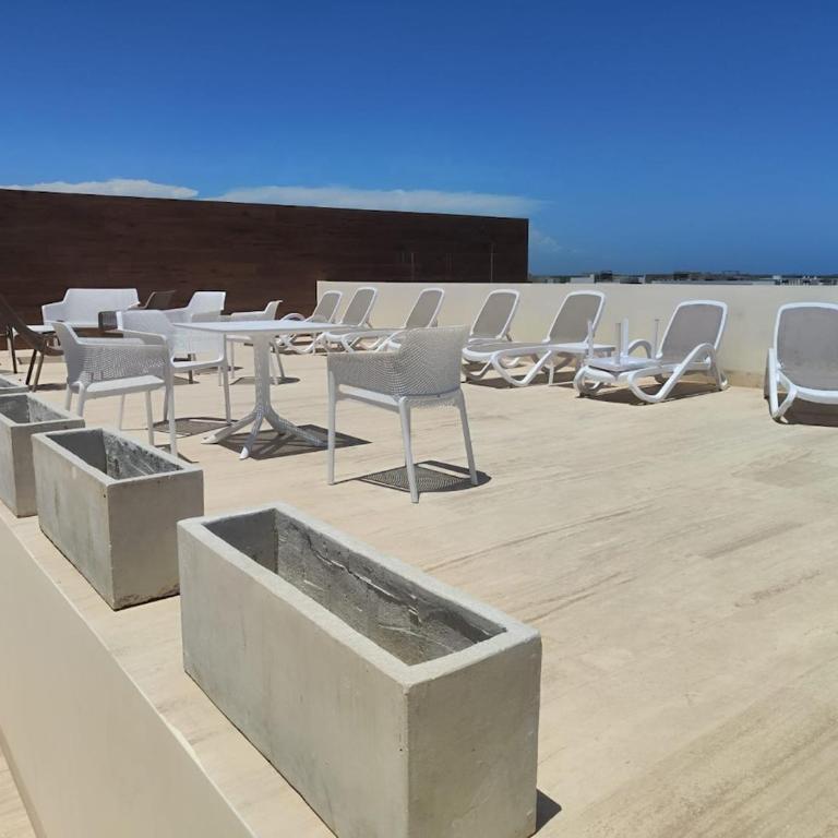 Brand-new Loft with Pool, Near Beach and Nightlife - Apartamento de 1 dormitorio - 62