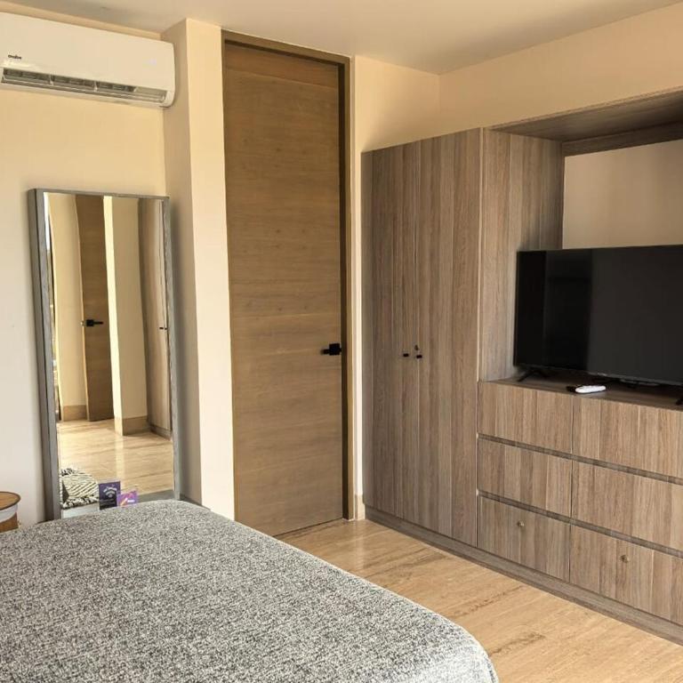 Brand-new Loft with Pool, Near Beach and Nightlife - Apartamento de 1 dormitorio - 63