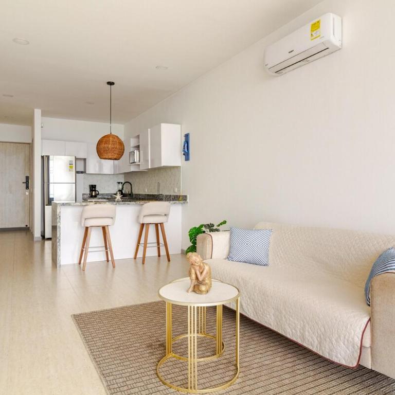 Espectacular Apto frente a la Plaza Pozos Colorados - Two-Bedroom Apartment - 51