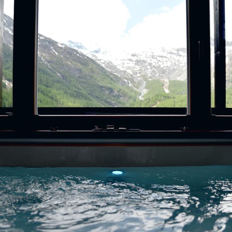 The Dom Hotel Saas-Fee operated by Dorint - Superior Suite - 5