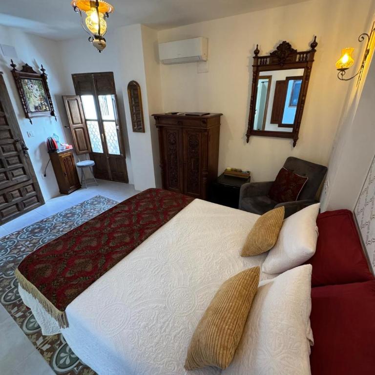 Oliva Courtyard Guesthouse - Habitación Doble Deluxe con bañera - 2