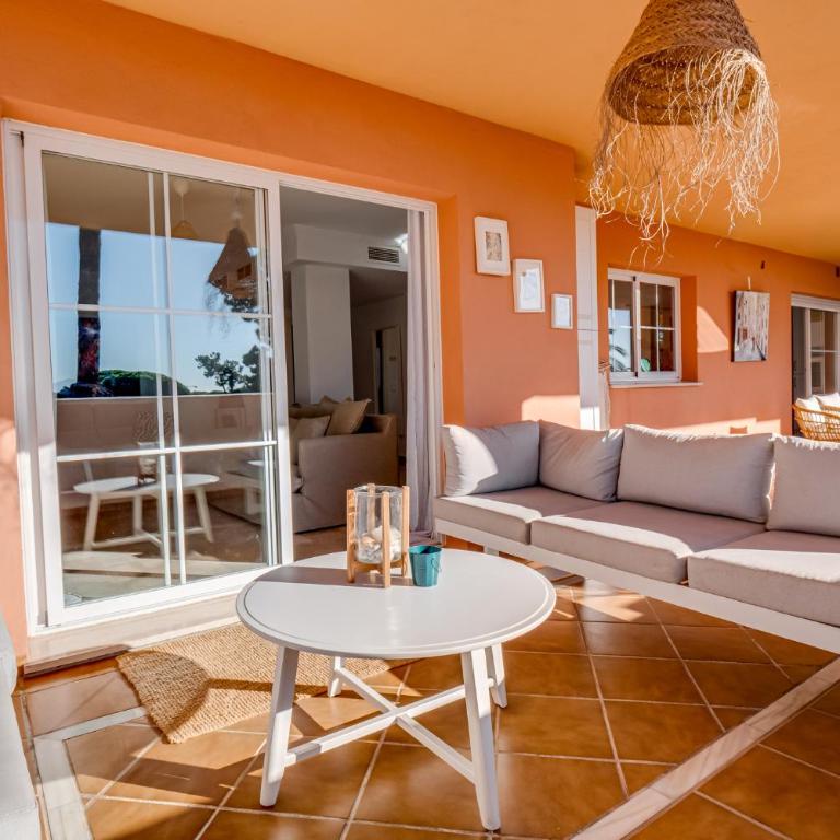 Center beach 2 beds Appartement Elviria - Two-Bedroom Apartment - 9