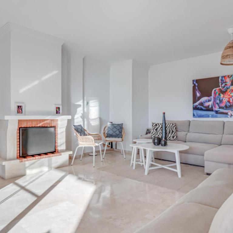 Center beach 2 beds Appartement Elviria - Two-Bedroom Apartment - 30