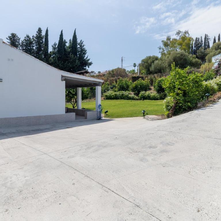 La Casa de los Aguacates entre Marbella, Benahavìs y Estepona - Casa de 2 dormitorios - 13