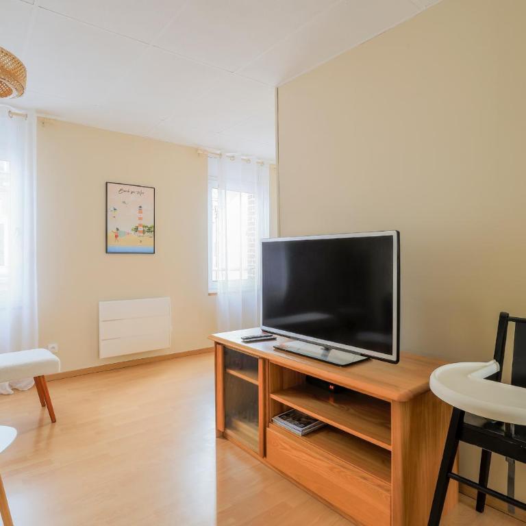 Le Berlingot - Two-Bedroom Apartment - 21