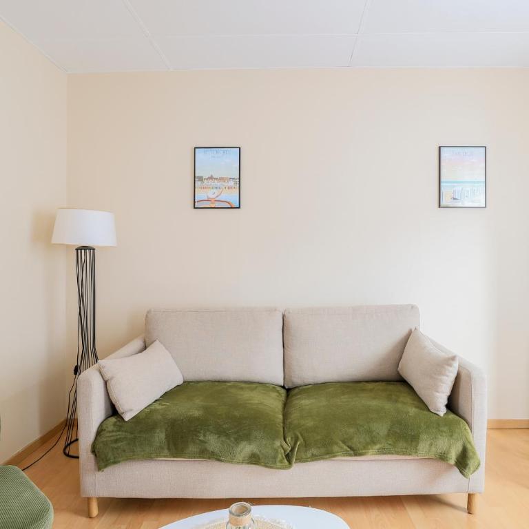 Le Berlingot - Two-Bedroom Apartment - 9