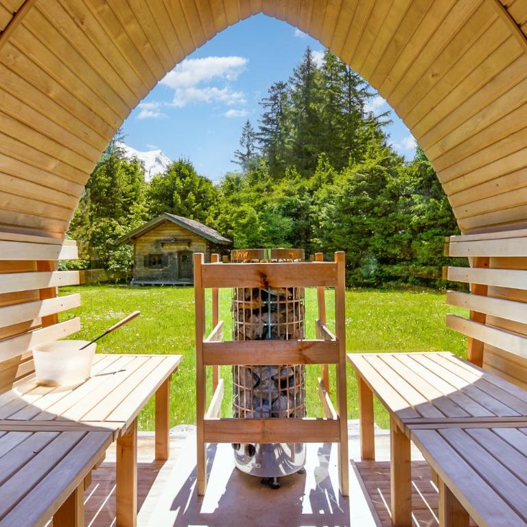 Chalet Les Praz - 280sqm - Sauna Cinema Fitness - 5 Bedrooms in Heart of Les Praz - By Cozee Rentals - Chalet - 42