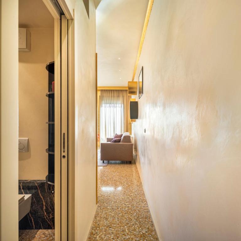 Grand Canal Luxury Apartments With Terrace R&R - Studio - 49
