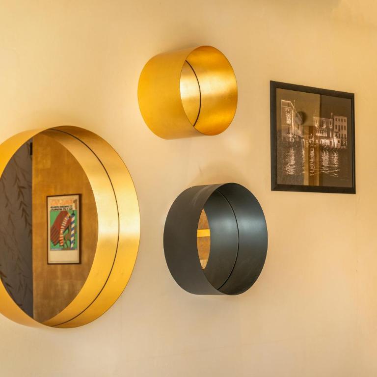 Grand Canal Luxury Apartments With Terrace R&R - Studio - 25