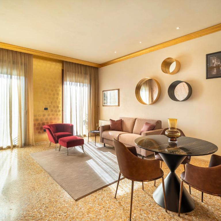Grand Canal Luxury Apartments With Terrace R&R - Studio - 32