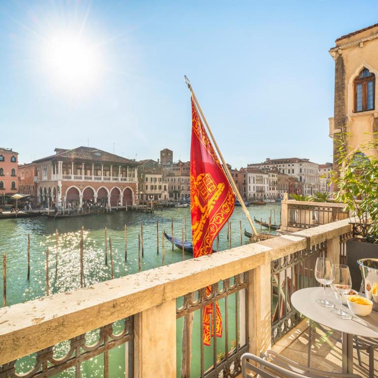 Grand Canal Luxury Apartments With Terrace R&R - Studio - 9
