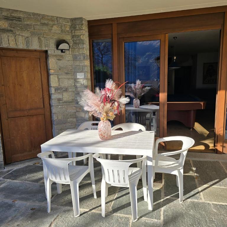 Appartamento con Biliardo Privato Patio e Parcheggio Aosta - Appartamento con Vista Montagna - 8