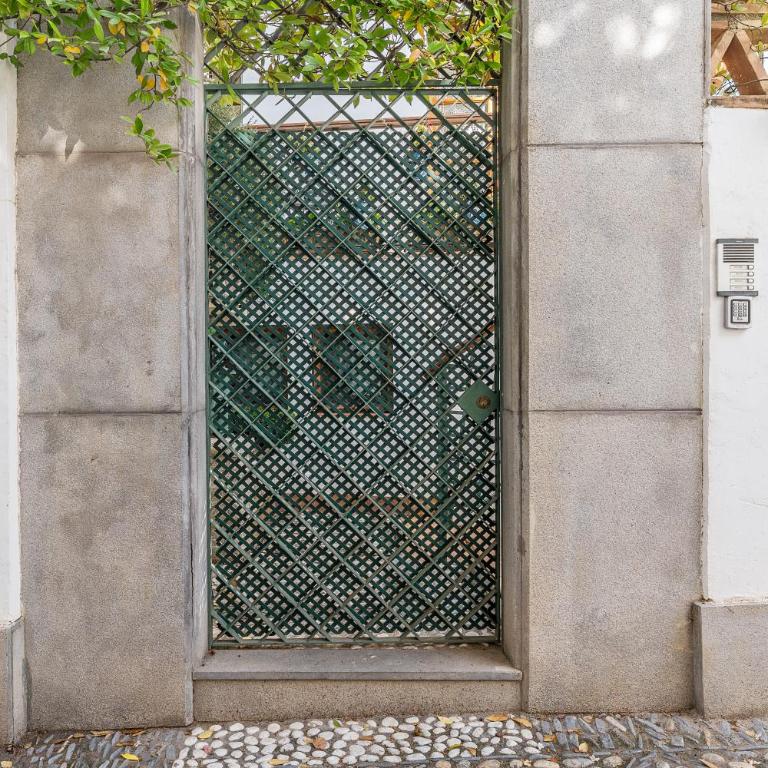 Bright Breather - El Laurel - One-Bedroom Apartment - 35