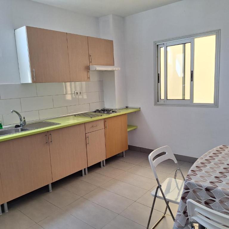 Acogedor apartamento en las Palmas - Apartamento de 2 dormitorios - 6
