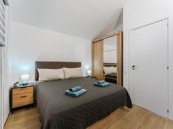 Best duplex Las Americas - Apartamento de 2 dormitorios - 24
