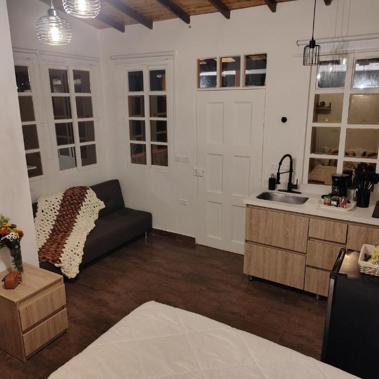 Herencia Colonial Glamping - One-Bedroom House - 34