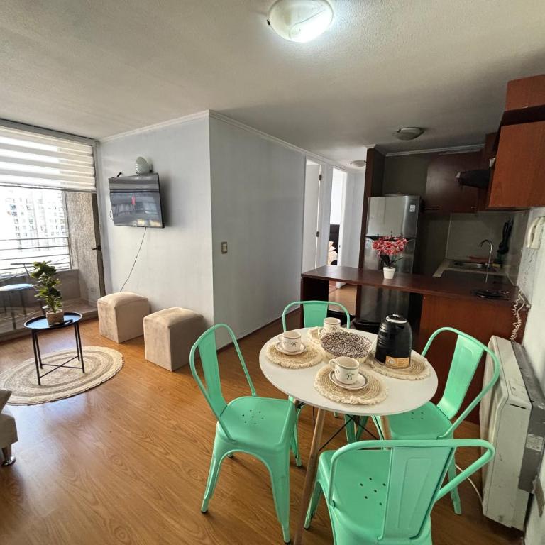 depto dos habitaciones con estacionamiento metro la moneda - Two-Bedroom Apartment - 10