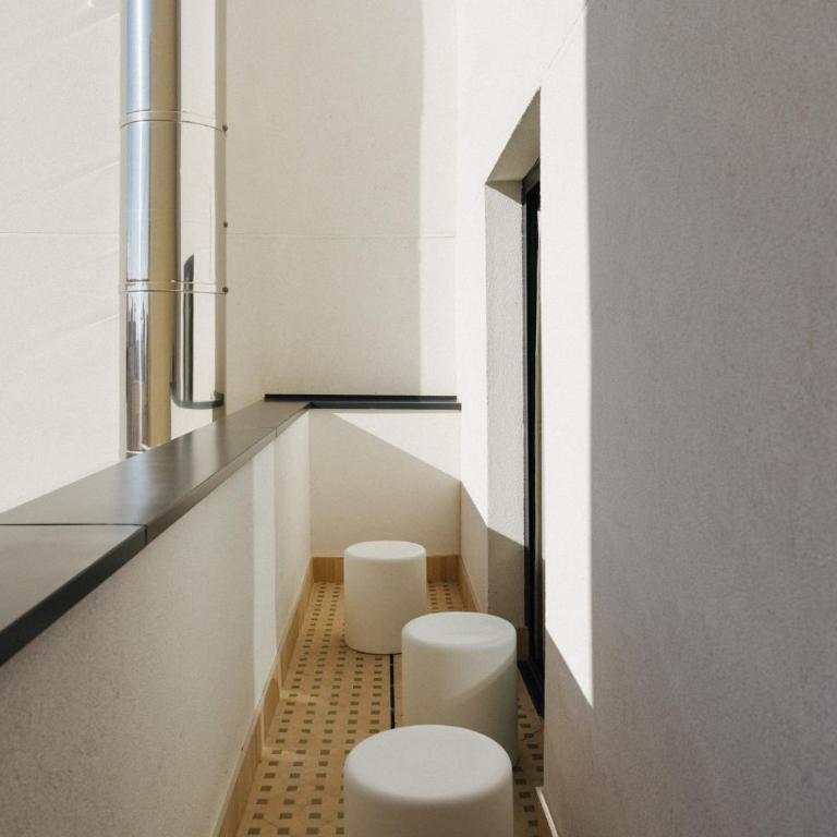 Atipico Madrid - Habitación Doble con balcón - 8