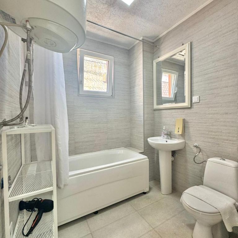 Calma Vista Apartments by Vila Vanja - Apartman sa 2 Spavaće Sobe, Balkonom i Pogledom na More - 9