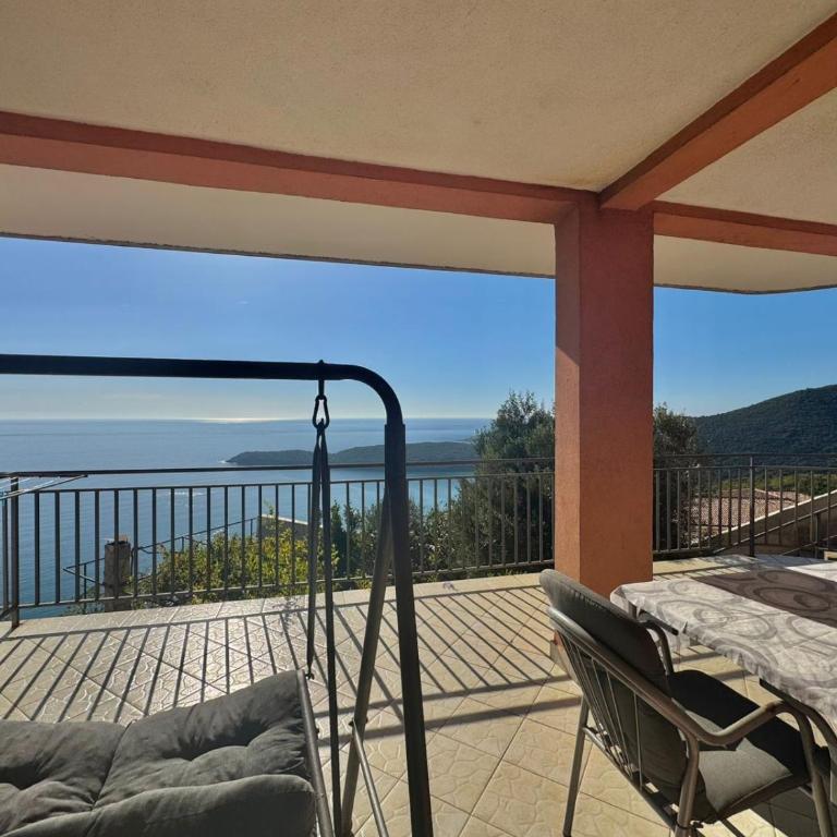Calma Vista Apartments by Vila Vanja - Apartman sa 2 Spavaće Sobe, Balkonom i Pogledom na More - 4