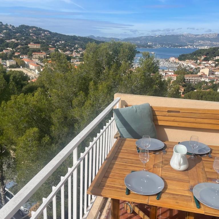 Vue mer incroyable, piscine, tennis et accès plage - 3 chambres - Apartment mit 3 Schlafzimmern und Hafenblick - 1