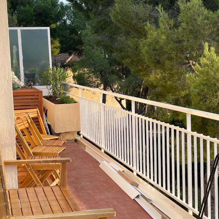 Vue mer incroyable, piscine, tennis et accès plage - 3 chambres - Apartment mit 3 Schlafzimmern und Hafenblick - 15