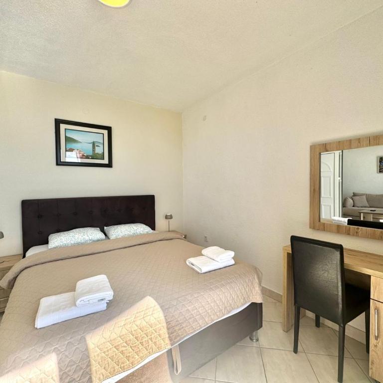 Calma Vista Apartments by Vila Vanja - Superior Apartman - 3