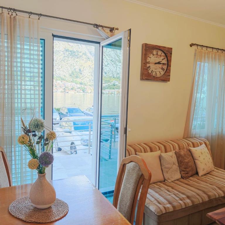 Apartments Jovanovic - Apartment - Ground Floor - 12