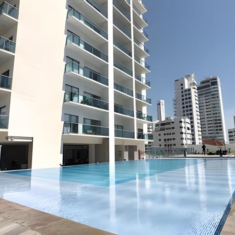 Infinitum Spectacular 23rd floor 1 BR Condo - Apartment - 34