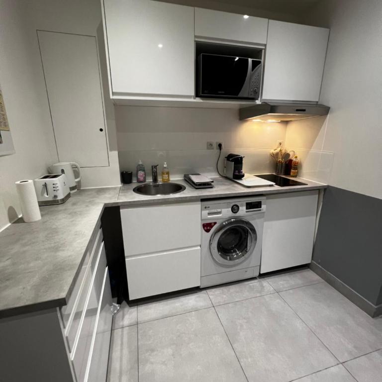 Lovely and Spacious apartment - Appartement 1 Chambre de Luxe - Vue sur Jardin - 11