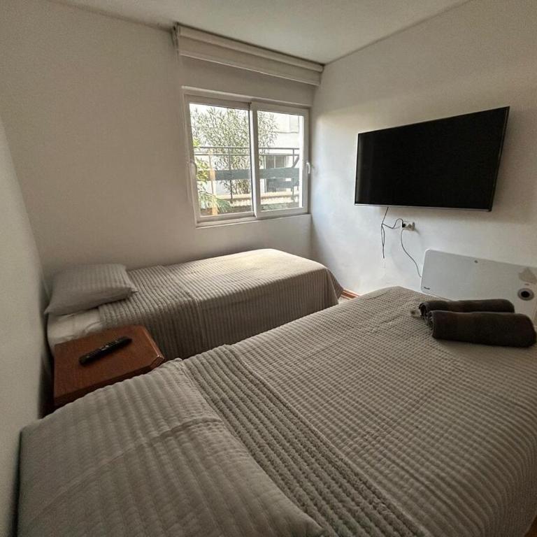 Bicentenario Park Apartment - Two-Bedroom Apartment - 17
