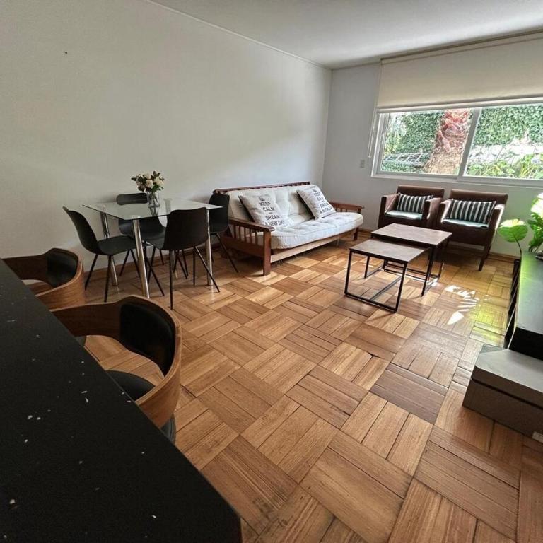 Bicentenario Park Apartment - Two-Bedroom Apartment - 23