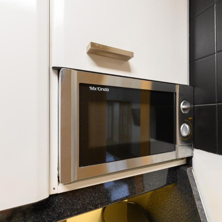 Piso de 2 Dormitorios con Vistas a la Ciudad Confort y Estilo en Madrid Temporal AGPE322 - Apartamento de 2 dormitorios - 22