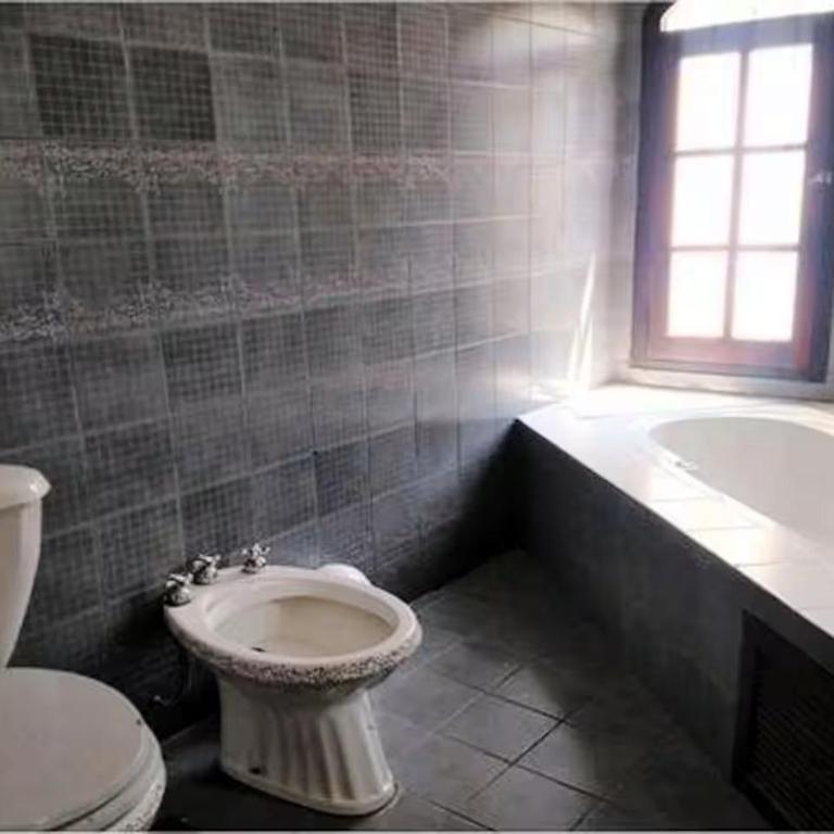 Espectacular casa en Olivos - Four-Bedroom House - 49