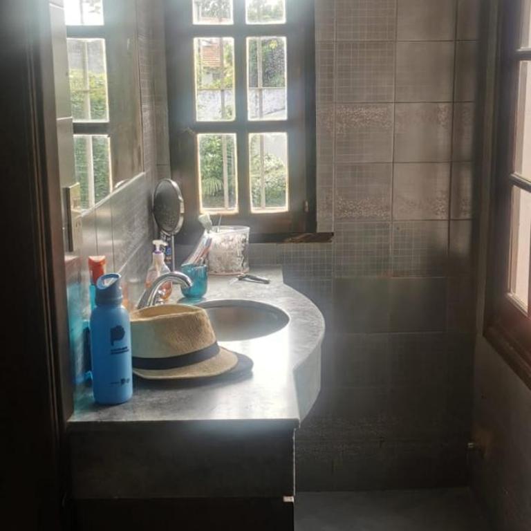 Espectacular casa en Olivos - Four-Bedroom House - 38