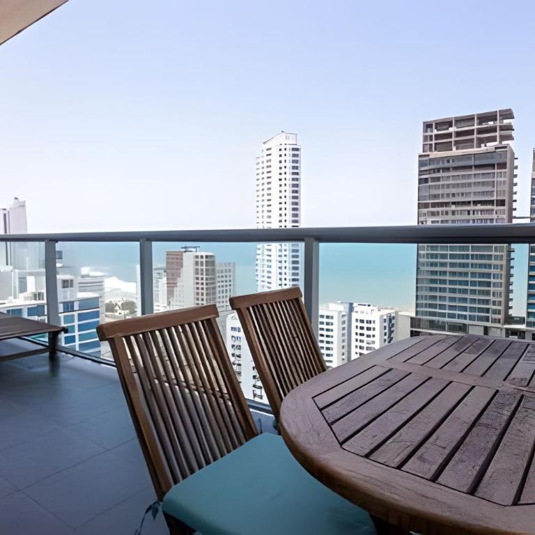 Luxurious 2-bd apt on the 23rd floor - Infinitum - Apartment - 1