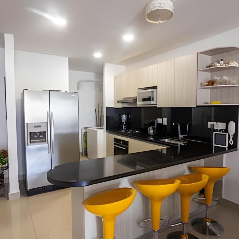 Luxurious 2-bd apt on the 23rd floor - Infinitum - Apartment - 34
