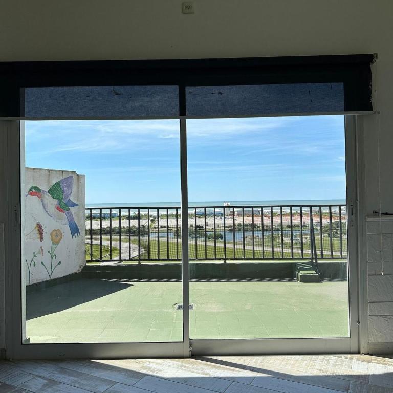 Departamento frente al mar, con terraza propia - Apartamento - 30