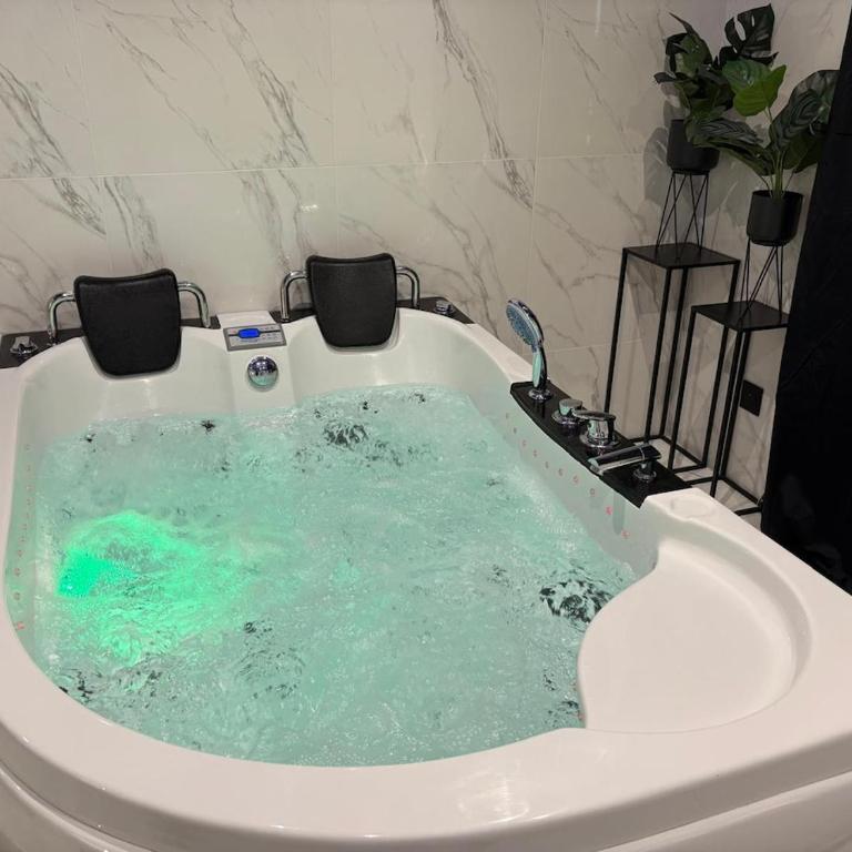 Dalikyda - Blue Dream - Balneo - Netflix - Cocoon - Apartment mit 1 Schlafzimmer - 8