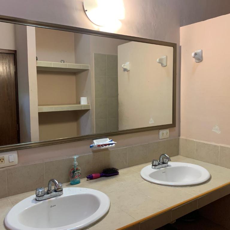 Habitacion chica con piscina - Economy Single Room - 10