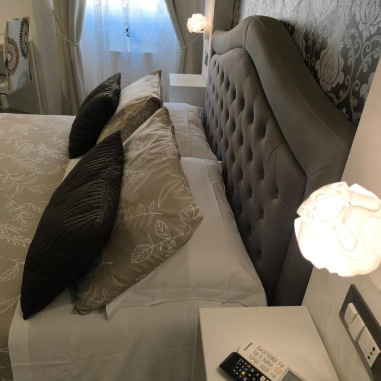 Castel Sant' Angelo Suites - Vatican - City center - Direct bus stop to and from Fiumicino Apt - Junior Suite - 4